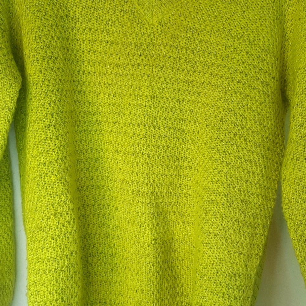 Forever 21 Exclusive lime green sweater.